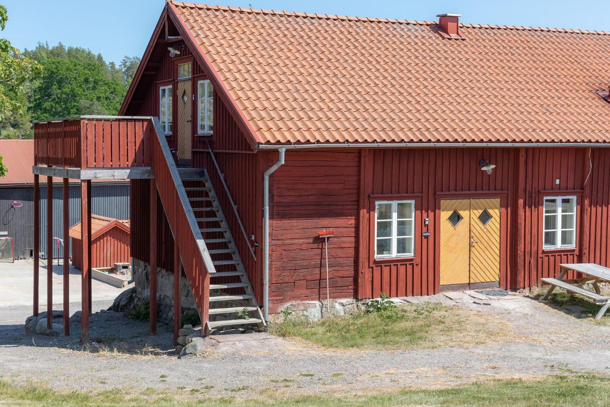 Bergs Gard & Hallsvikens Gard Vasterljung Exterior photo